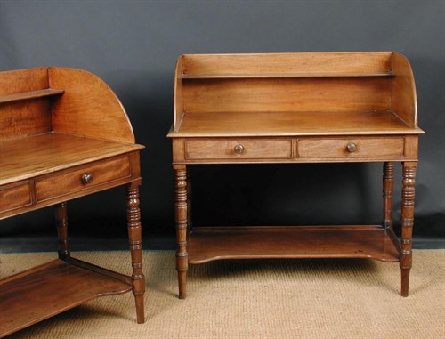 Lot 894 - A pair of Regency mahogany wash stands, circa 1825