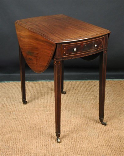 Lot 846 - A late 18th century mahogany oval pembroke table, circa 1790