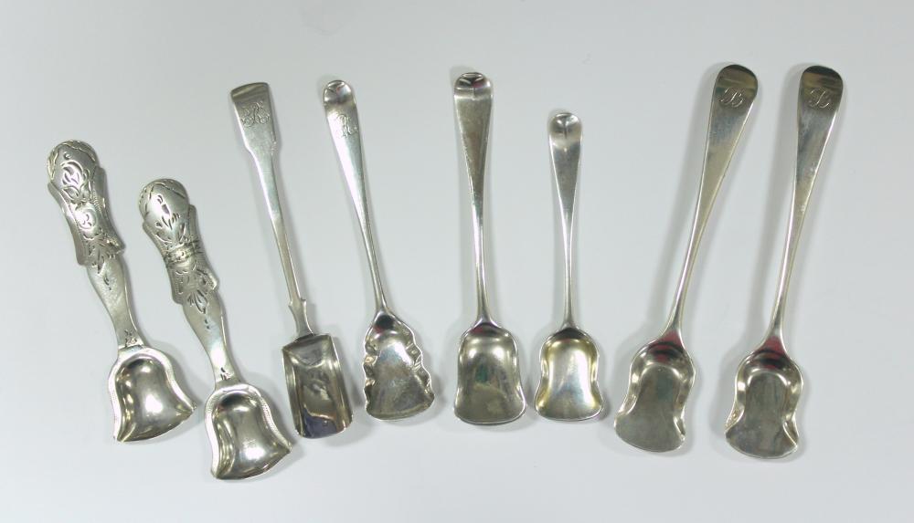 Lot 336 - A pair of Victorian silver Old English pattern salt shovels