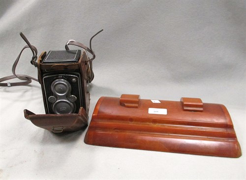 Lot 105 - Rolleiflex twin lens reflex camera, and a...