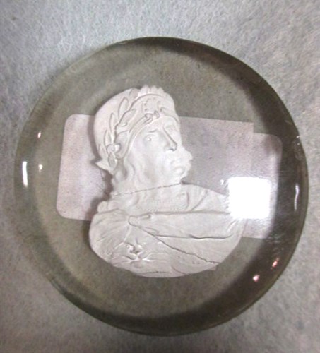 Lot 290 - An English sulphide plaque of a Roman warrior