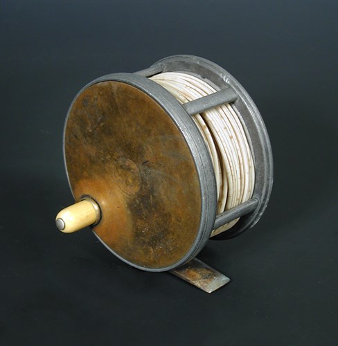 Lot 191 - Hardy's brass faced "Perfect" fly reel 4"