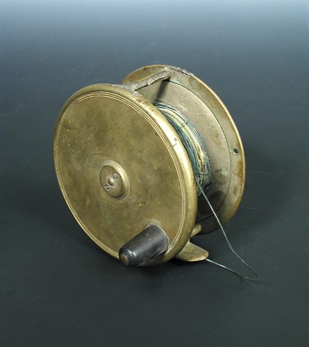 Lot 202 - An Army & Navy 4" brass reel