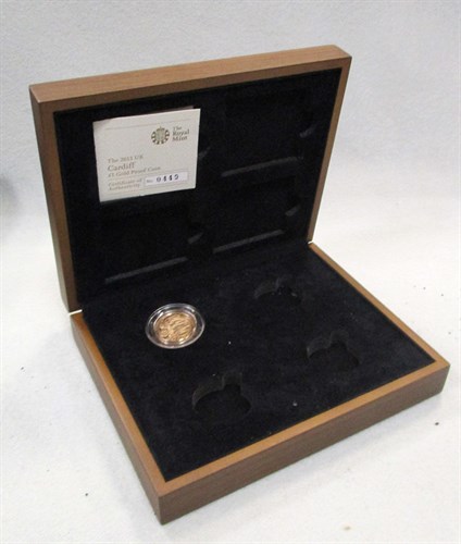 Lot 43 - Royal Mint 2011 UK £1 gold coin 19.619 g