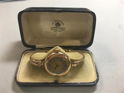 Lot 155 - Rolex - A lady's 9ct gold wristwatch