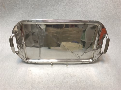 Lot 146 - Kayserzin, an Art Nouveau pewter tray, No. 4614