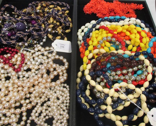 Lot 128 - A collection of 'Pop-It' bead necklaces