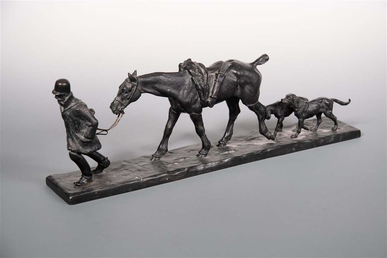 Lot 261 - Gaston d'Illiers (French, 1876-1932), Retour de chasse