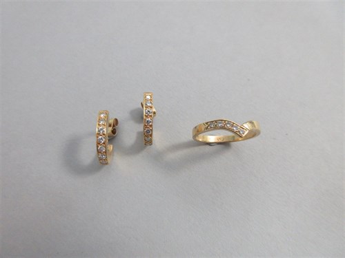Lot 200 - A pair of diamond set hoop earrings with matched wishbone ring all in 18ct gold