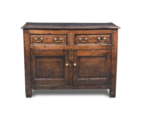 Lot 355 - A small 18th century oak dresser base
