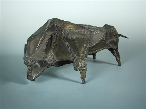 Lot 82 - Ernst Eisenmayer (Austrian/British, 1920-2018), a bronze model of a Bull