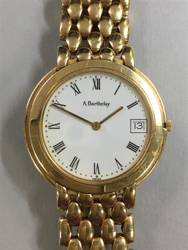 Lot 183 - Alexis Barthelay - A unisex 18ct gold wristwatch