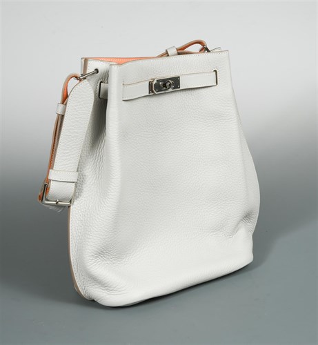 Lot 136 - Hermès, Paris, a 'So Kelly 22' shoulder bag, 2014