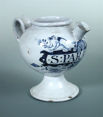 Lot 3 - An early 18th century English Delft blue and white wet drug jar, probably Lambeth