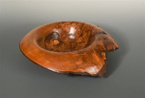 Lot 70 - Kemp Lenihan (New Zealand, 20th century), four turned burr wood bowls