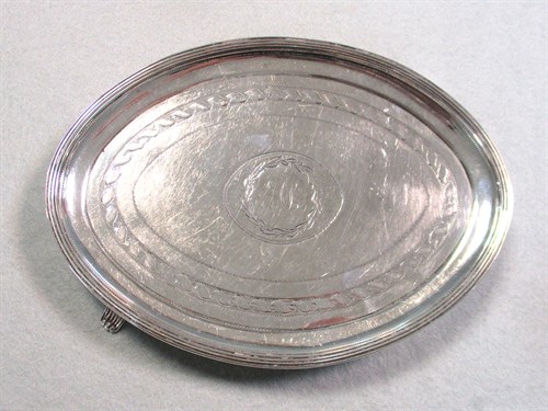 Lot 42 - A George III silver teapot and stand