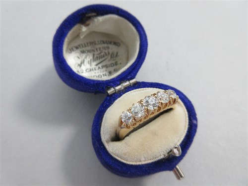 Lot 401 - A late Victorian five stone diamond ring set in 18ct gold