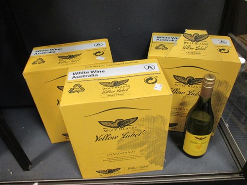 Lot 98 - Wolf Blass Yellow Label Chardonnay 2011, 18...