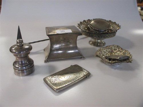Lot 213 - A quantity of silver and electroplate,...