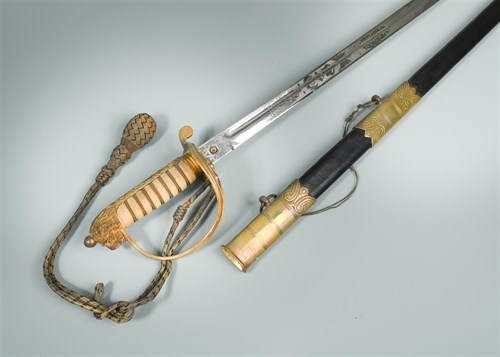 Lot 257 - A George V Naval officer's sword