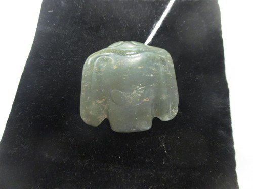 Lot 168 - A Han dynasty green jade bird pendant