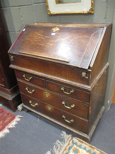 Lot 392 - An early Georgian oak bureau, 98 x 85 x 50cm
