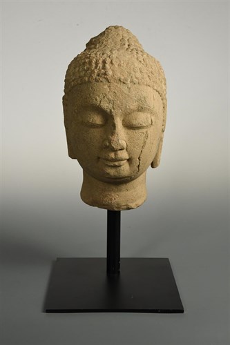 Lot 281 - A grey sandstone head of a Buddha, Northern Qi