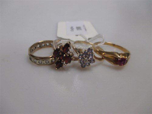 Lot 188 - A ruby single stone ring, a diamond and...