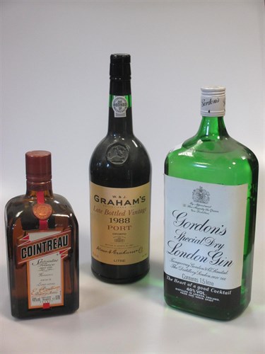 Lot 28 - Mixed wines and spirits. Grahams and Cockburns...