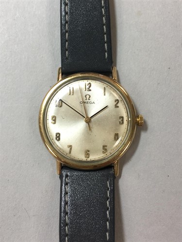 Lot 177 - Omega - a gentleman's 9ct gold wristwatch