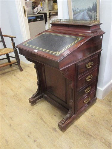 Lot 467 - A 19th century mahogany davenport