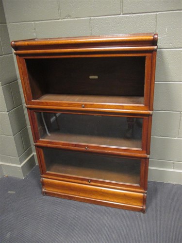 Lot 393 - A Globe Wernike three-section bookcase, 123 x...