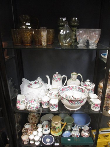 Lot 99 - Mason's ironstone, Derby Imari, Wedgwood...