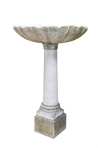 Lot 453 - A 19th century marble pedestal bird bath