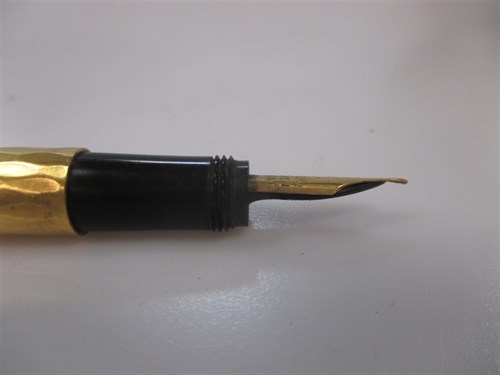 Lot 169 - A fountain pen, formerly the property of King...