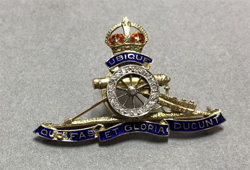 Lot 216 - An early 20th century diamond and enamel Regimental brooch for the Royal Artillery
