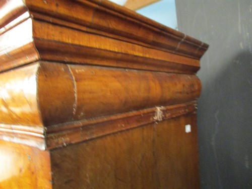 Lot 392 - A William & Mary walnut escritoire