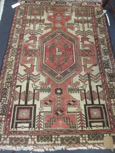 Lot 456 - A vintage Hamadan rug of herati design 194 x...