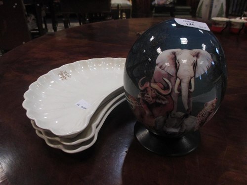 Lot 146 - Three Spode side plates and an ostrich egg...