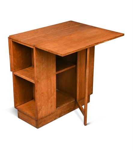 Lot 240 - An Art Deco oak gateleg book table