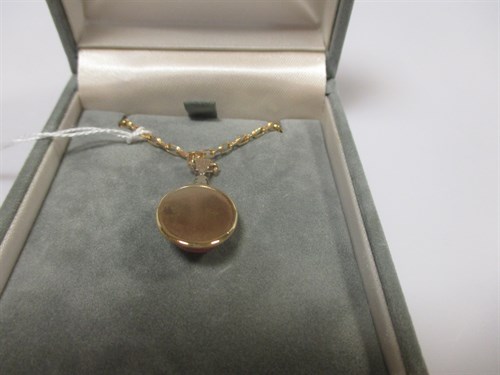 Lot 159 - A 9ct hallmarked filled trace link neckchain...