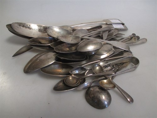 Lot 201 - A collection of silver spoons totalling apx 20ozt