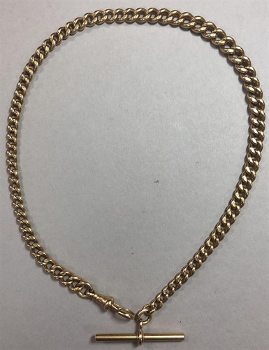 Lot 173 - A graduated curb link watch chain