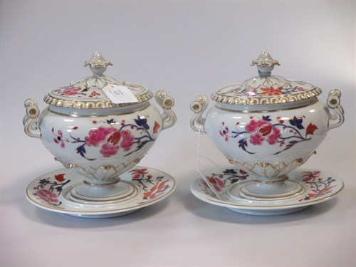 Lot 115 - A pair of Flight Barr and Barr two handled...