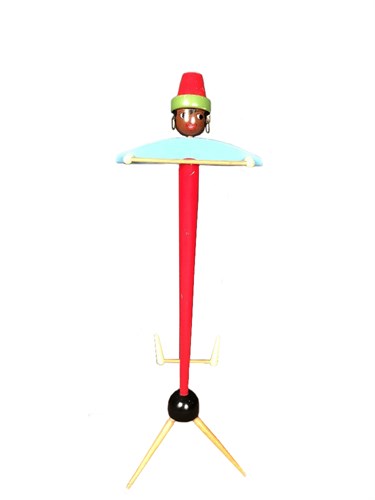 Lot 165 - A 1950's novelty child's valet