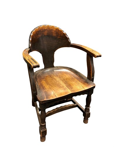 Lot 408 - An Arts & Crafts oak desk chair