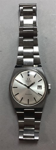 Lot 182 - Omega - A gentleman's stainless steel 'Genève' wristwatch