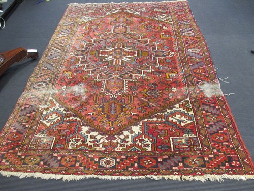 Lot 503 - A Heriz carpet, 219 x 300cm