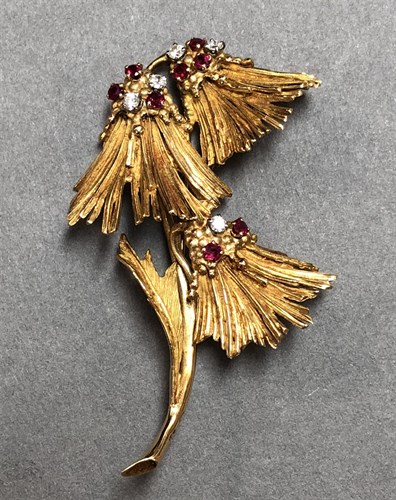 Lot 433 - A mid 20th century ruby and diamond spray brooch set in 18ct gold