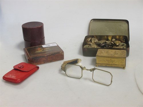 Lot 140 - A collection of military buttons and badges, a...